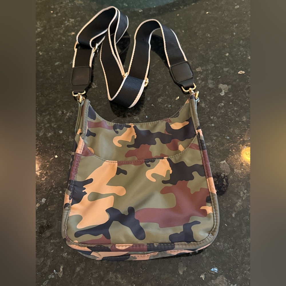 Ah-Dorned New York Nylon Green Camo Large Crossbody Bag! Adjustable strap!